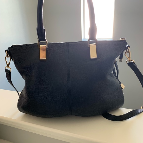 Vince Camuto Shoulder Bag in Black Leather with Gold Hardware - Picture 2 of 8